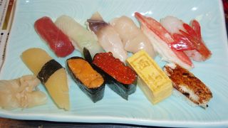 お鮨もサブメニューも美味しい！　西鶴