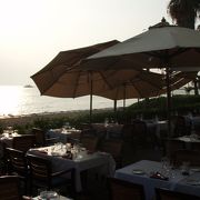 海を眺めながらロマンチックなディナーを「パシフィコ」