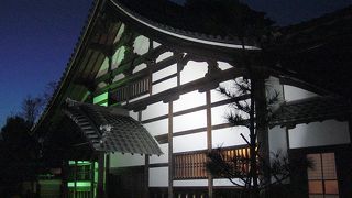 高台寺、色鮮やかな夜景