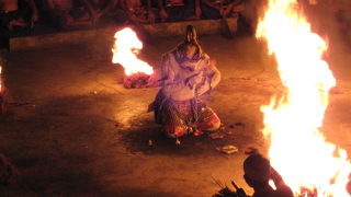 ウルワトゥへ行くなら必携です。