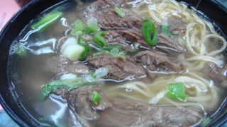 スープの美味い牛バラ麺　九記牛[月南]