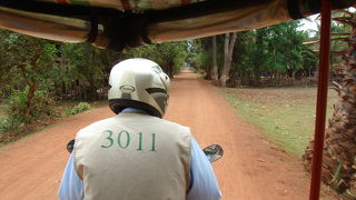 背中にゼッケン