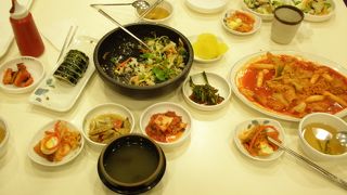 メサ プドゥコトゥ (メサ フードコート)