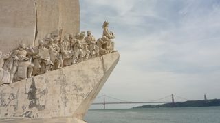 発見のモニュメント