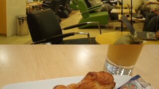 &#9992;ワルシャワ空港エグゼクティブラウンジ「BALLADA」