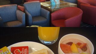 &#9992;オークランド空港「The Qantas Club」