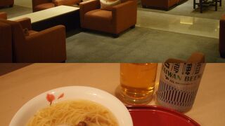 ✈台北桃園空港ターミナル１ 中華航空「ダイナスティラウンジ ファースト」