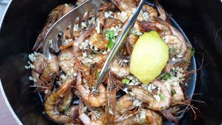 シーフードが人気のレストラン「Lokanda Peskarija（ロカンダ・ペスカリヤ）」