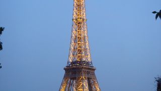 観光に便利なバス「63番｣　トロカデロ～サン･ジェルマン･デ･プレ