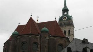 ミュンヘン最古の教会-聖ペーター教会-