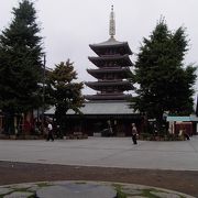 眺望地点から見た五重塔、早朝の浅草寺が好き！の巻