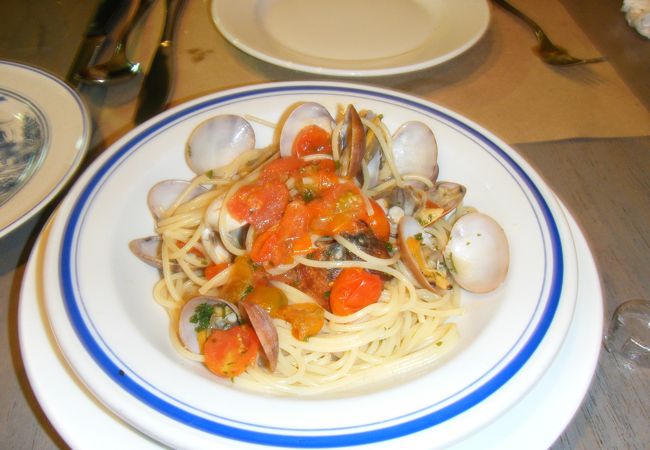 オベロイ通りで穴場のイタリアン♪