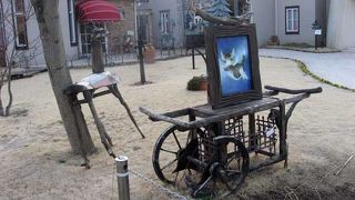 絵本の中に行ったみたい　木の花美術館