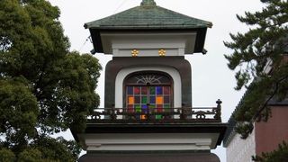 ギヤマン張りの神門　尾山神社
