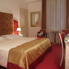 ボンヴェッキアティ ホテル