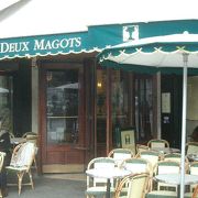 Les Deux Magots - サンジェルマンの有名なカフェ