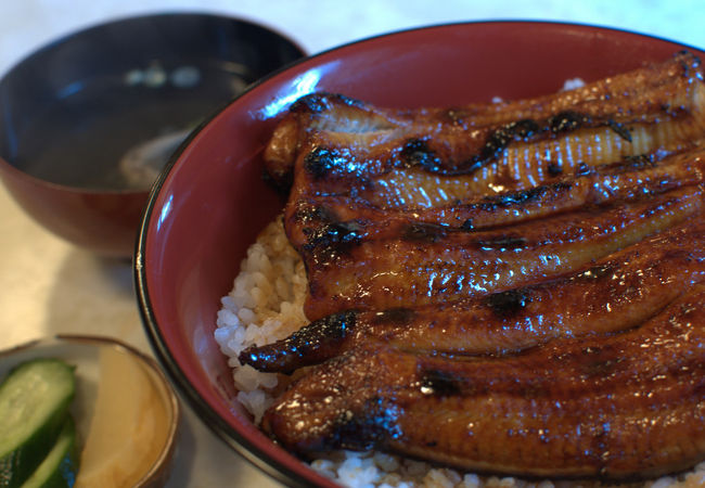 関東で珍しい地焼きの鰻屋さん