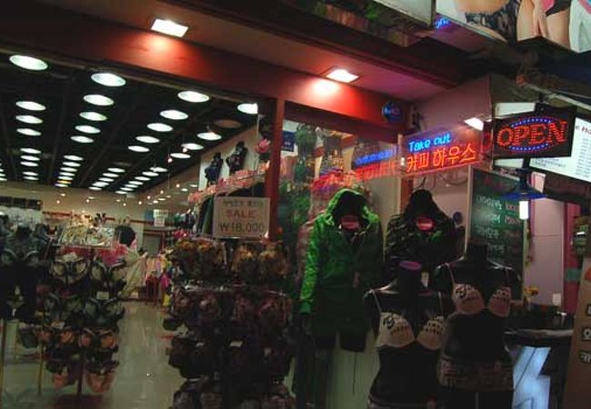 aimer feel 日本の下着メーカーの明洞支店