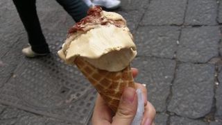 有名なアイスクリーム屋 Buonocore