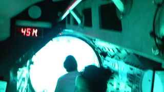 潜水艦  アトランティス号 に乗りました。