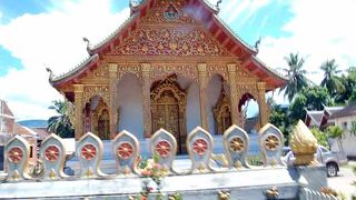 Wat Nong Sikhounmuang (ラオス　ルアンプラバン)