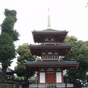 奈良法起寺に範をとり鹿島様式の木造建築の三重塔のある宝仙寺、中野坂上散策の巻