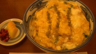 ひさご。親子丼のほかにもいろいろあります。