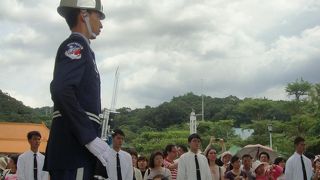 ９：００の陸・海・空軍のセレモニーがオススメ！