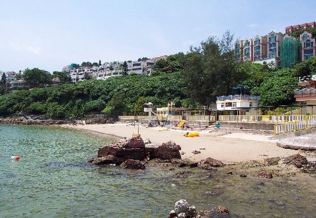 清水道：プライベート・ビーチの雰囲気がある別荘街のビーチ～銀線湾