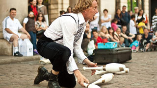 家族連れ旅行客にオススメの楽しいパフォーマンス～コヴェント・ガーデン