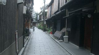 花見小路で舞子さんに遭遇。。。