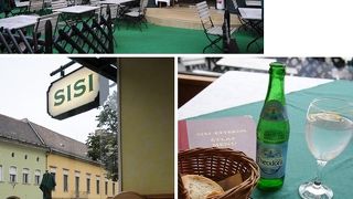 王宮の丘にあるハンガリー料理店≪SISI RESTAURANT≫