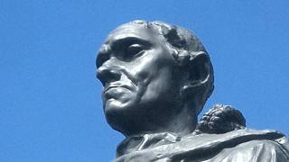 ロダンの彫刻がタダでみれます。