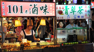 土曜日の夜市は大混雑