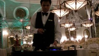 Champagne room シャンパン・ルーム　マニラホテルのダイニング