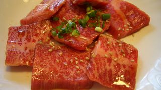 [たけさん亭] 美味い石垣牛をリーズナブルに。