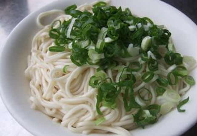 塀を乗り越えて食べに来るとか（？）