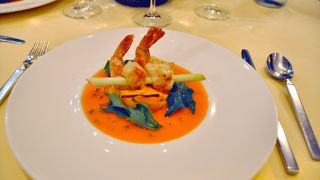 シテ島やルーブルのほど近く、アレンジしたフレンチがいただけるお店