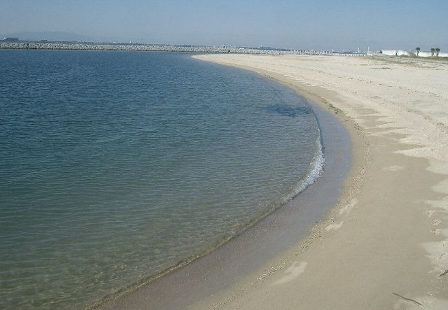 ビーチ りんくう 白砂と美しい海が広がる「常滑りんくうビーチ」の楽しみ方を徹底解説！