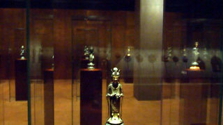 国宝・重文の宝庫　法隆寺宝物館