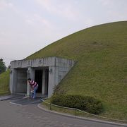 先に大陵苑にいってから国立博物館にいくとよい