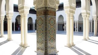 パリで異国を感じるモスケ