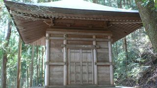 源義経が追っ手から逃れた義経隠れ塔がある金峯神社（きんぷじんじゃ）