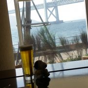 明石海峡大橋が見えるイタリアンレストラン（ホテルセトレ内）