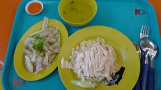 天天海南鶏飯：旨いが大騒ぎするほどでもない。