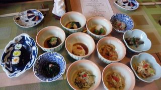 ヒルトン大阪の日本料理レストラン『源氏』　ランチセットがお得です