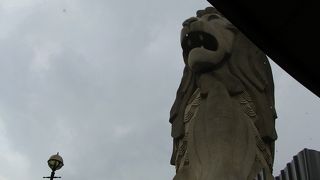 セントーサ島のマーライオン　