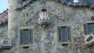 ガウディ設計の住宅。