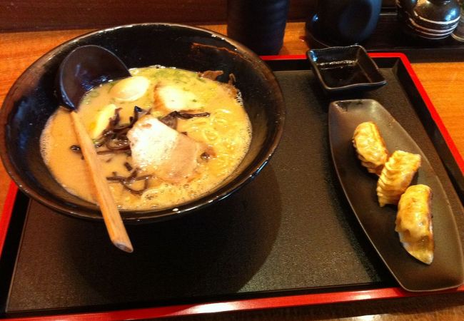 拉麺・居酒屋 ＫＵ