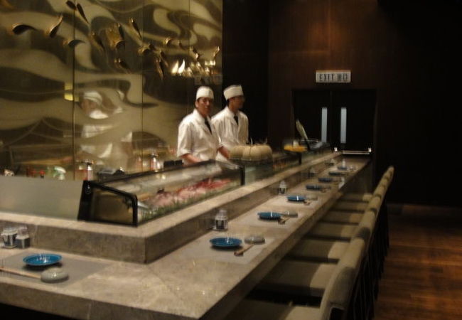 鉄板焼・寿司 海賀